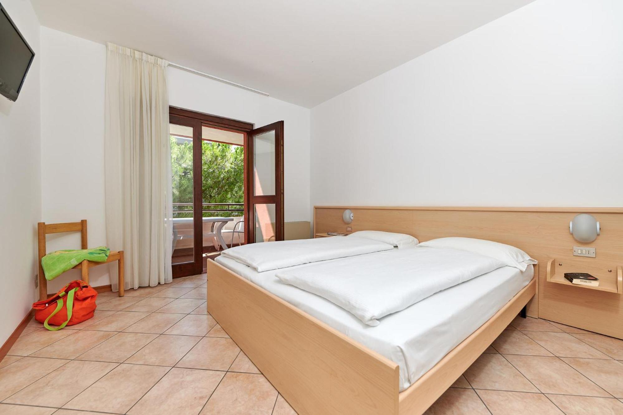 Residence San Luigi 리몬네술가르다 외부 사진