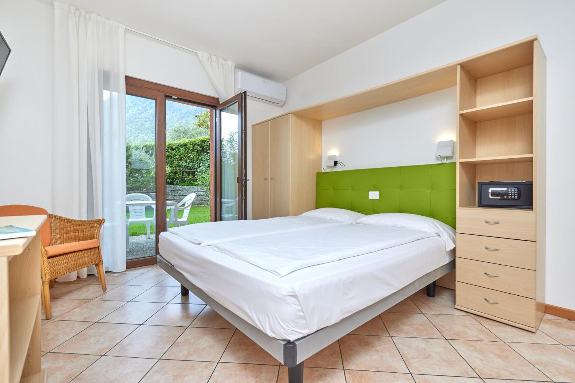 Residence San Luigi 리몬네술가르다 외부 사진
